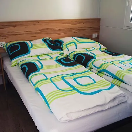 Hébergement de vacances Pelso Camping *
