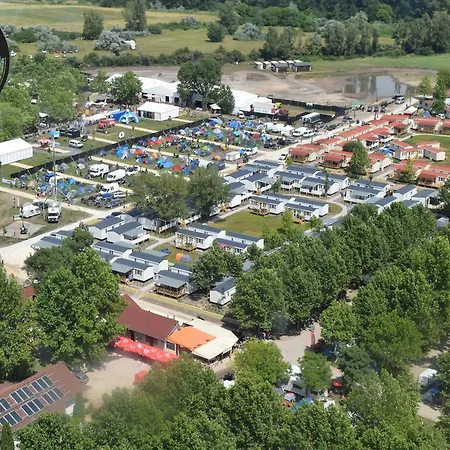 Hébergement de vacances Pelso Camping Alsóörs